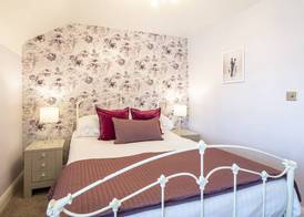 Hamiltons Boutique Hotel 5