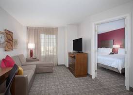 Staybridge Suites DENVER INTERNATIONAL AIRPORT by IHG 2