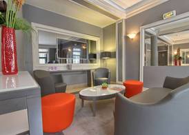 Timhotel Opéra Blanche Fontaine 2