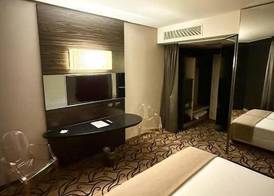 Iris Hotel 4