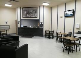 Super 8 by Wyndham Keokuk 2