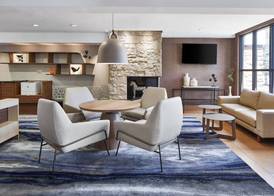 Fairfield Inn & Suites by Marriott Gainesville 2