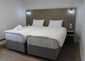 Sky Nights Hotel London Heathrow 5