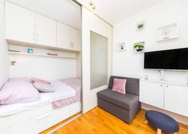 Spacious studio with balcony, close to the Znjan beach 3