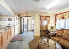 Econo Lodge Inn & Suites Murfreesboro Shopping District 4