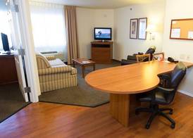 Candlewood Suites SPRINGFIELD by IHG 4