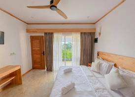 Handhuvaru Maldives 5