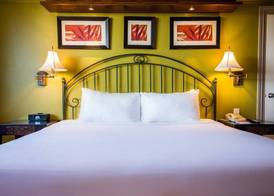 Kapok Hotel 5