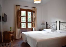 Hotel Humaina 5
