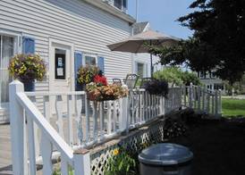 Isleview Motel and Cottages 2