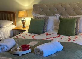 Grove Ferry Inn 3