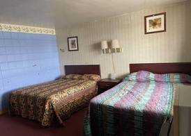Beaver Falls Motel 3