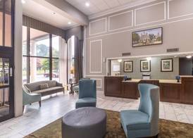 Quality Inn & Suites 4