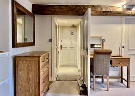 Castle Cottage Inn 2