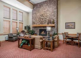 AmericInn by Wyndham Newton 4