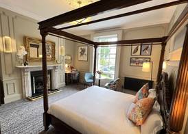 Waterloo Town House & Suites 5
