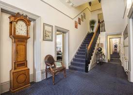 OYO Devonshire Park Hotel 2