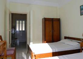 Logara's Apartments 4