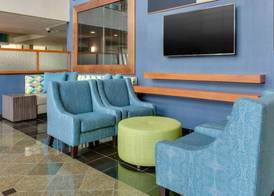 Drury Inn & Suites Nashville Airport 2