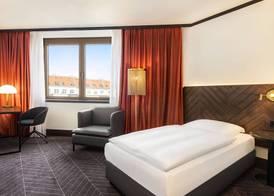 Diplomat Hotel Prague 4