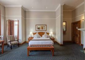 Courtyard Hotel Arcadia 4