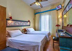 Lucia Hotel 2