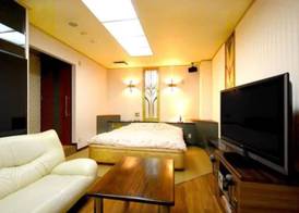 Hotel.COM (Adult Only) 3