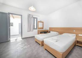 FarOut BeachClub - Rooms & Camping 3