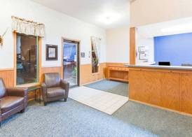 Super 8 by Wyndham Burlington 2