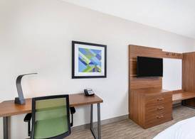 Holiday Inn Express & Suites BIRMINGHAM - INVERNESS 280 by IHG 5