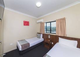 Rocky Resort Motor Inn 4