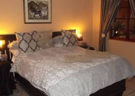 Old Mill Lodge, Seasonal Working Ostrich Farm & Restaurant, Oudtshoorn 5