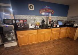 Baymont Inn & Suites Richmond 2
