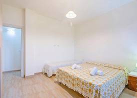 Le Bianche Apt 4 - Terrace near the Sea 2