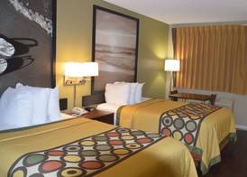 Super 8 by Wyndham Monticello 4