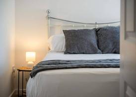 Sea Breeze Apt 1 - 1 Bedroom - Horton Beach 3