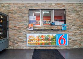Motel 6-Elmsford, NY - White Plains 3