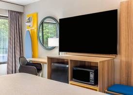 Days Inn by Wyndham Geneva/Finger Lakes 4