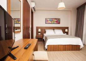 Cordis Hotel 4