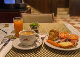 Hotel Born 4