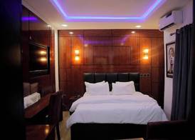 Sunnyvale Hotel 5