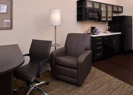 Candlewood Suites MORGANTOWN-UNIV WEST VIRGINIA by IHG 4
