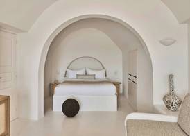 Mystique, a Luxury Collection Hotel, Santorini 3