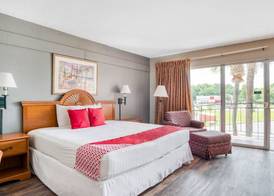 OYO Hotel Mustang Silver Spring FL 5
