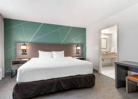 Comfort Inn & Suites Lake George 4