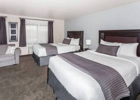 Baymont by Wyndham Glenview 5