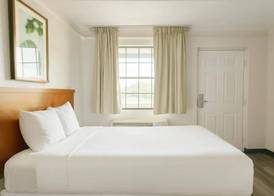 Horizon Inn Norcross 4