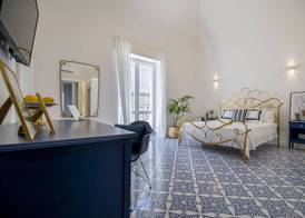 Crudo Home 3
