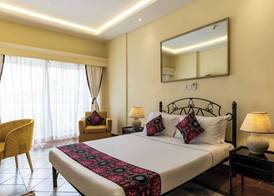 Sentrim Castle Royal Hotel 5