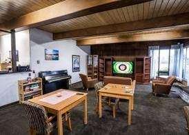 Blue Coast Inn & Suites 3